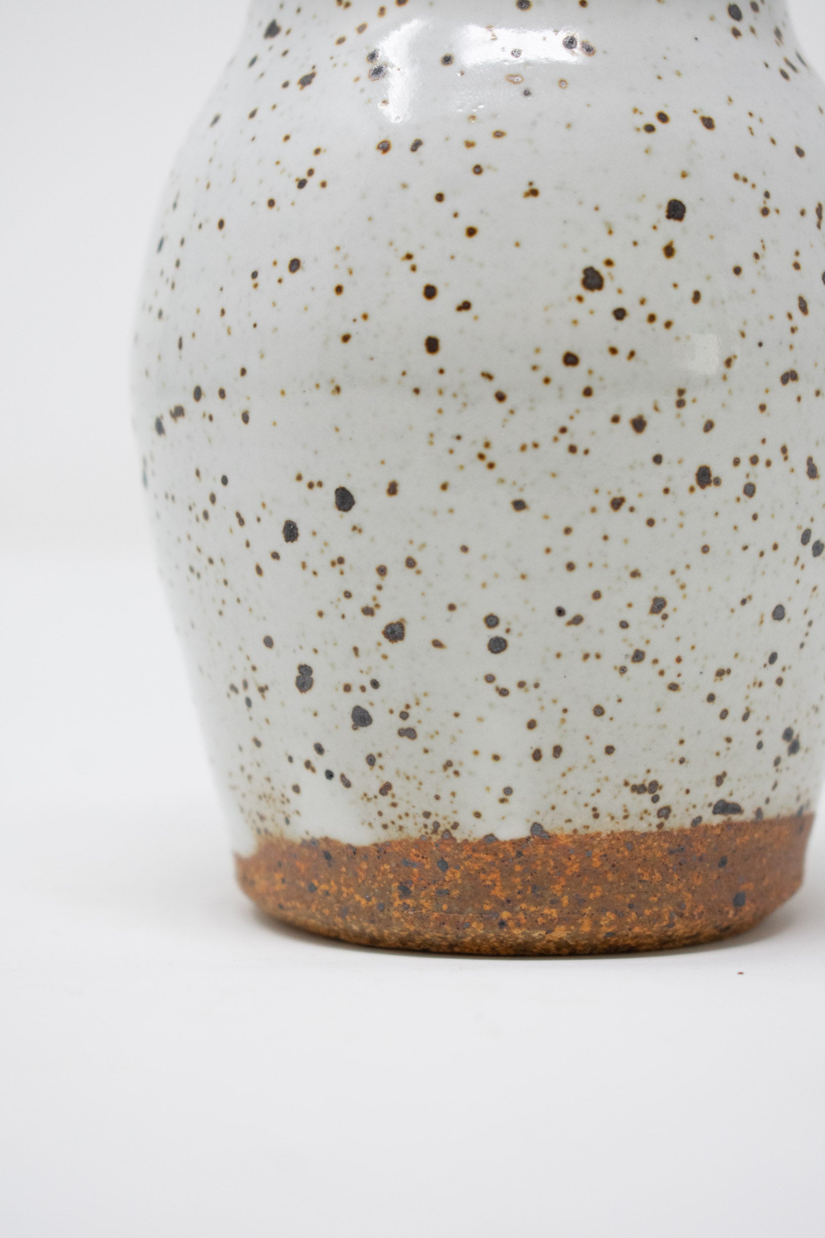 Bud Vessel - Freckle No. 07 - 4"