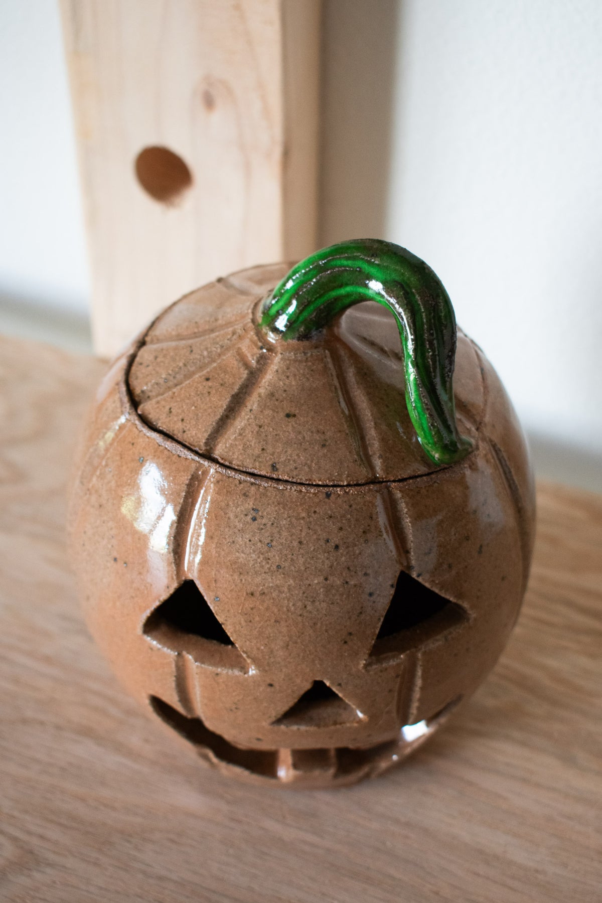 Jack-O’-Lantern - Chestnut No. 03