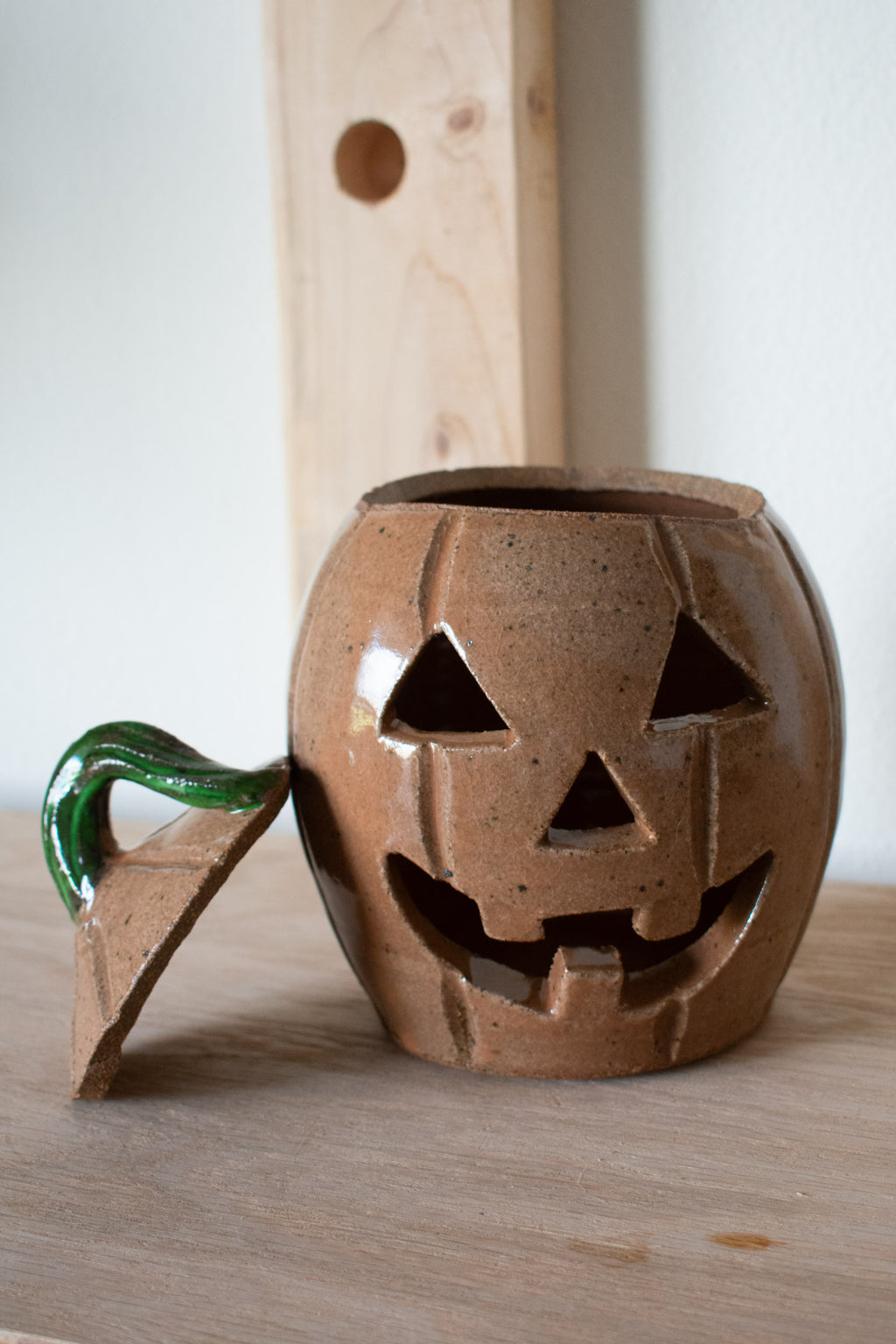 Jack-O’-Lantern - Chestnut No. 03
