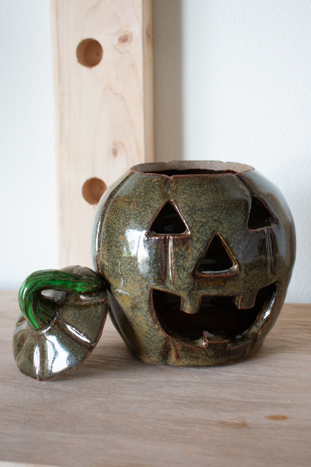 Jack-O’-Lantern - Moss No. 04