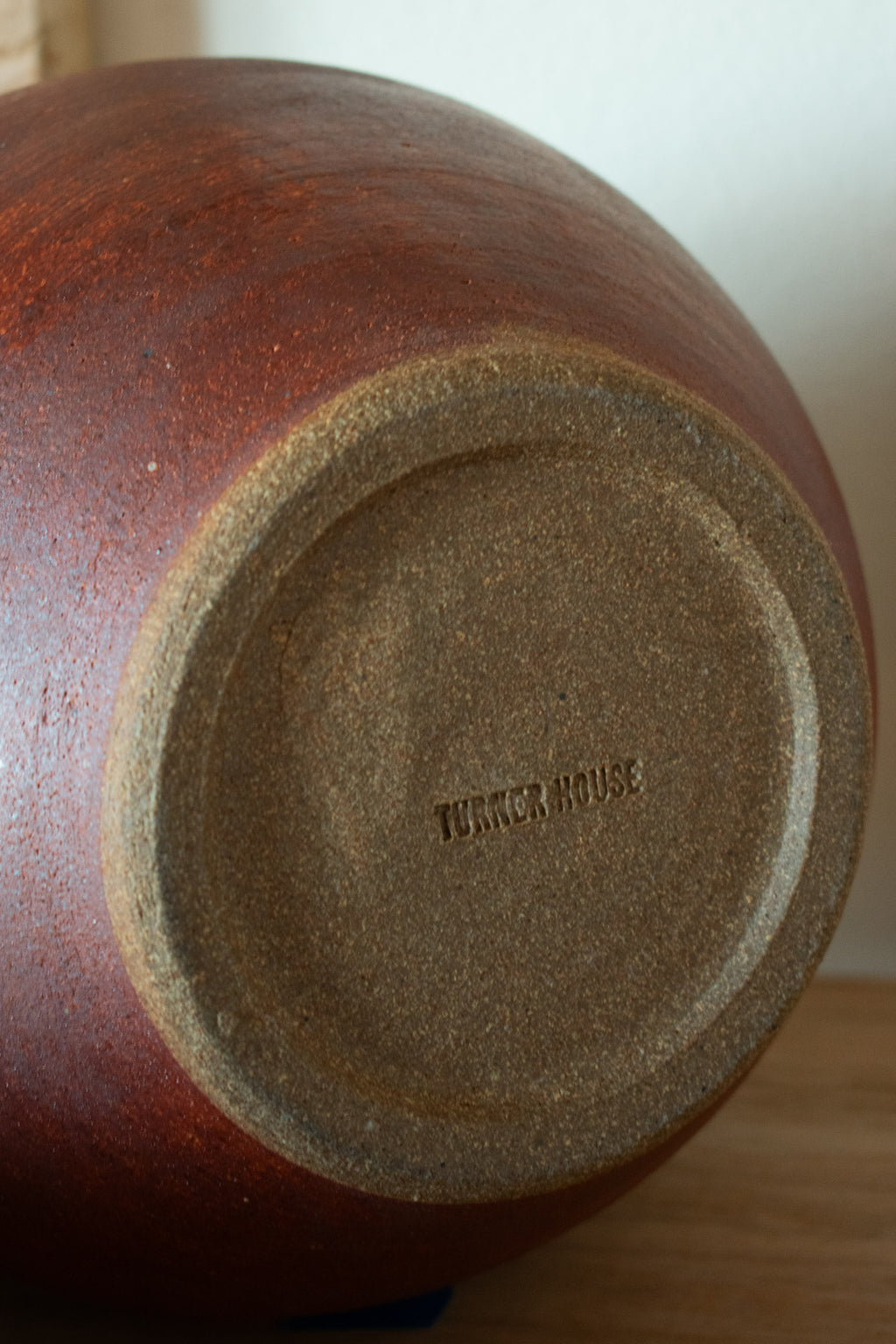 Smooth Vase – Red Iron No. 60 – 11″