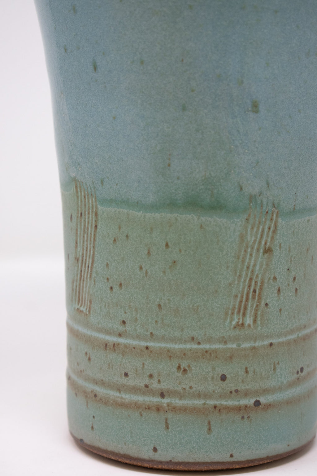 Scalloped Vase - Lagoon No. 33 - 9"