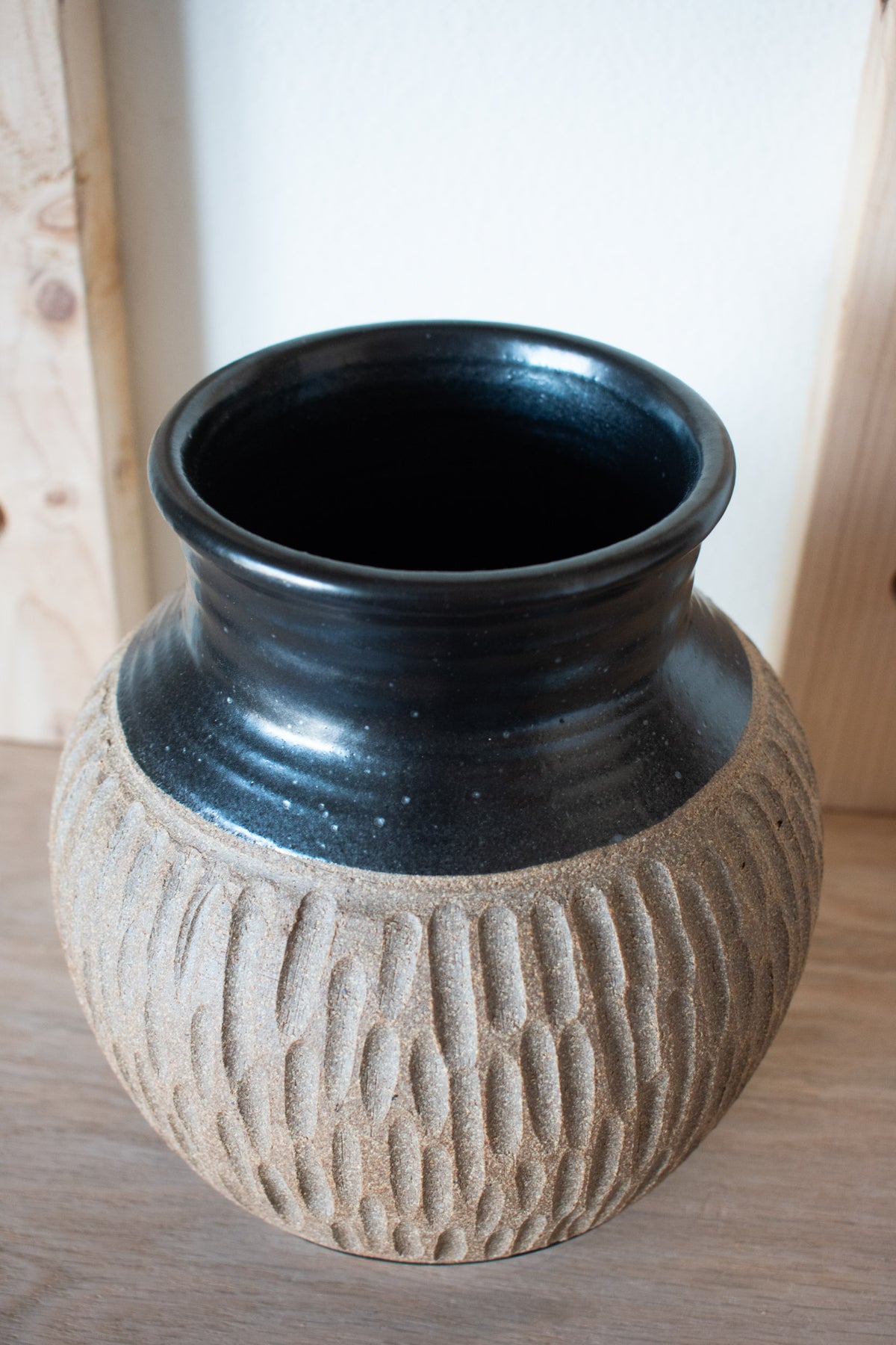Carved Vase – Sand & Charcoal No. 64 – 8.5″