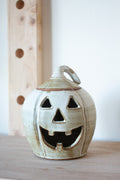 Jack-O’-Lantern – Cream No. 07