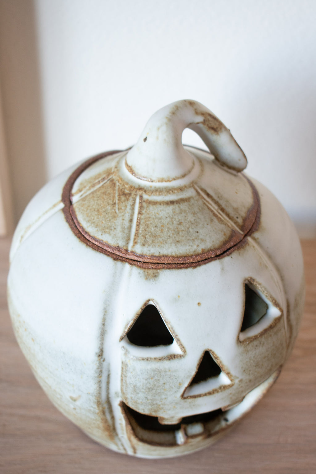 Jack-O’-Lantern – Cream No. 07