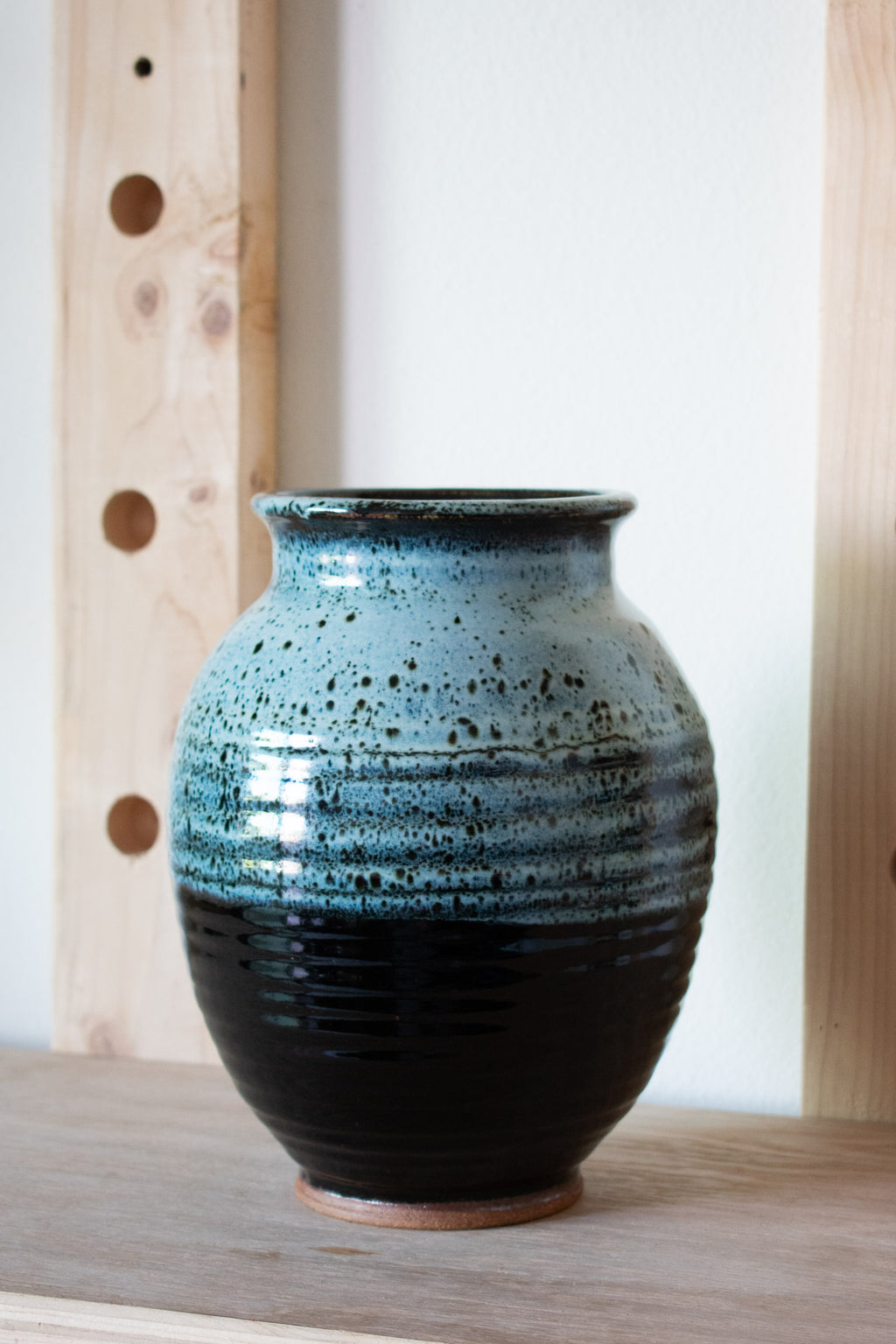 Ribbed Vase – Mist & Charcoal No. 73 – 9.5″