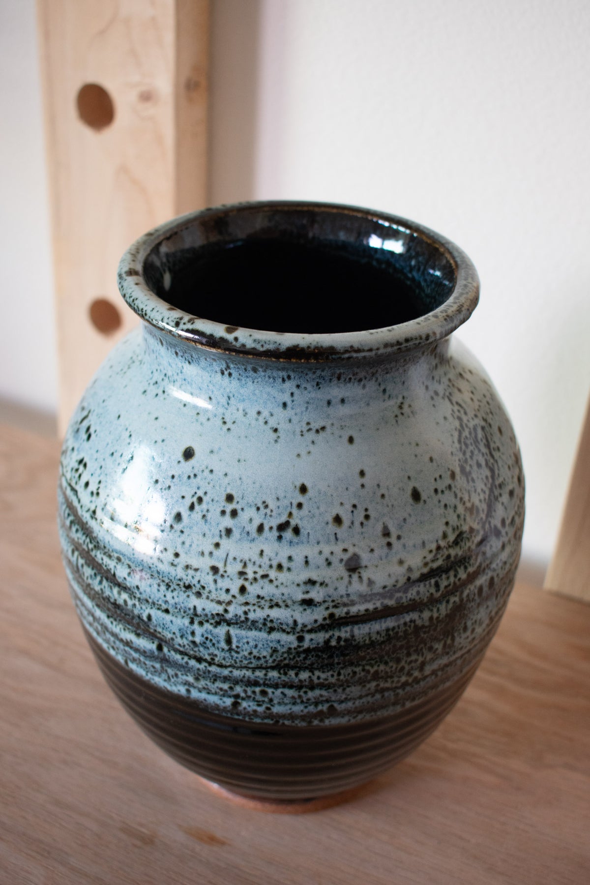 Ribbed Vase – Mist & Charcoal No. 73 – 9.5″