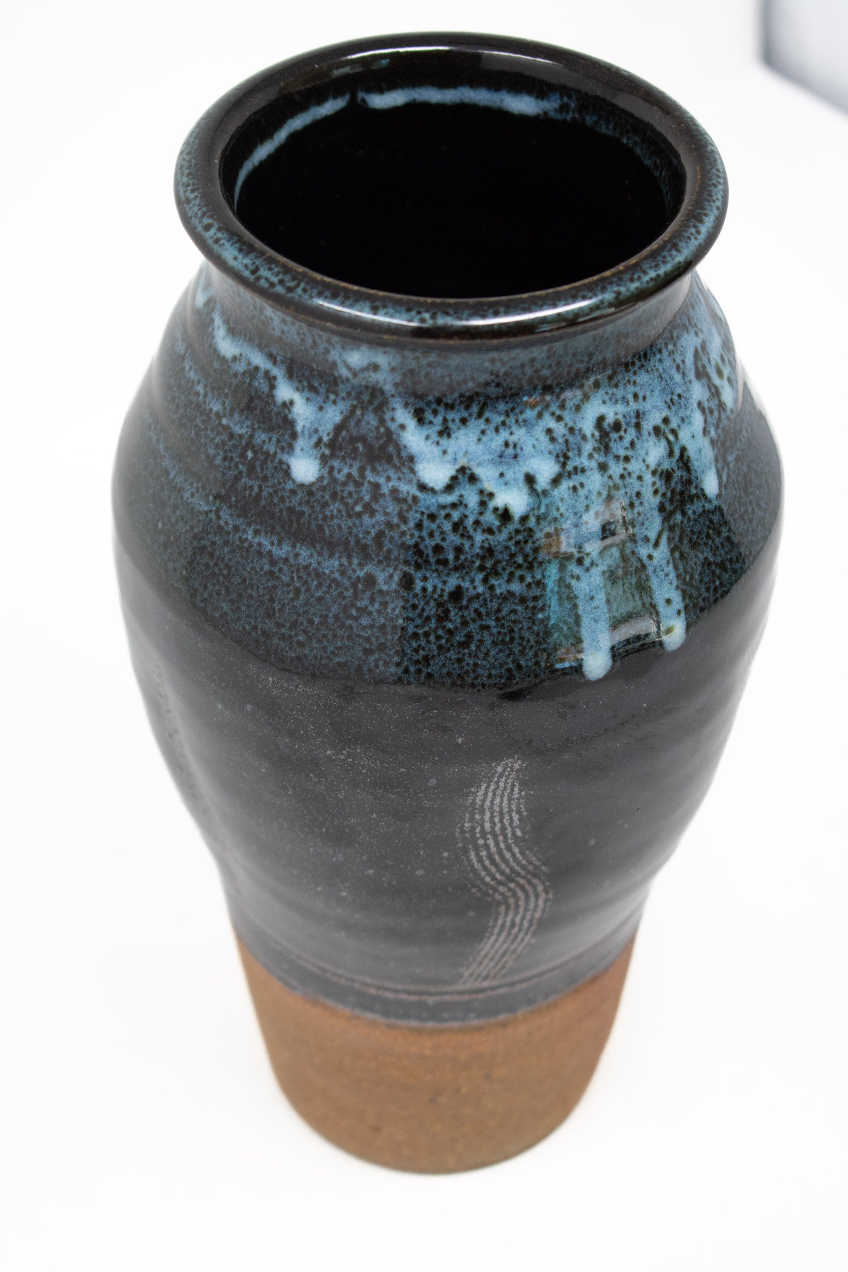Undertow Vase No. 38 – 10”