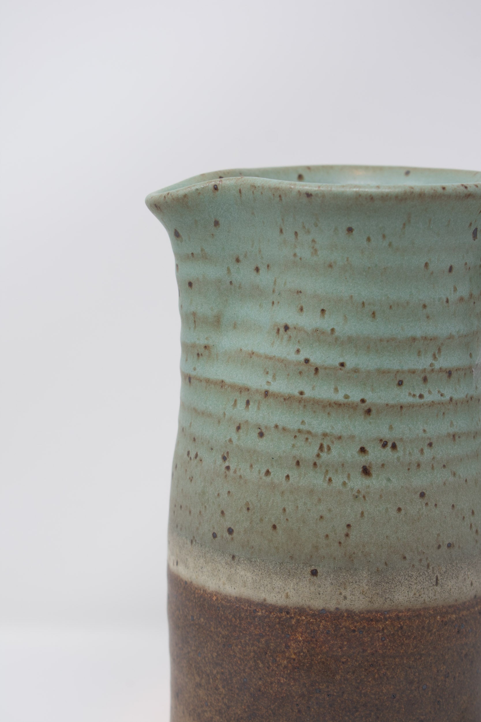 Pitcher Lagoon & Rust No. 06 – 9”