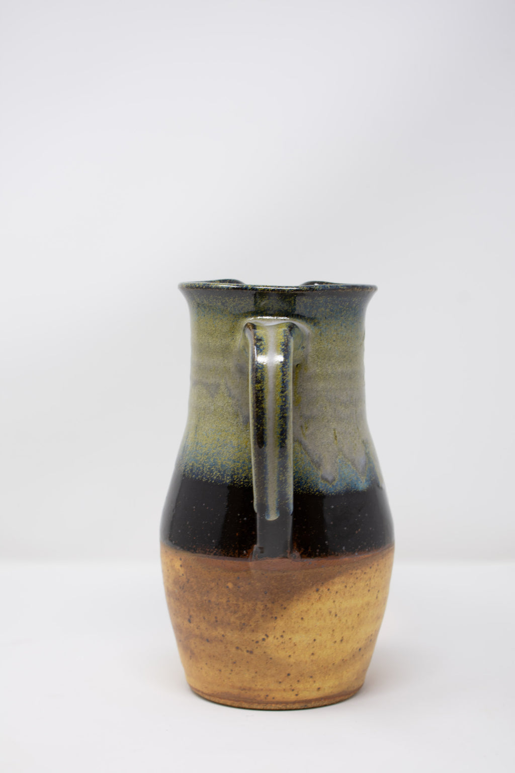 Horizon Pitcher No. 08 – 9”