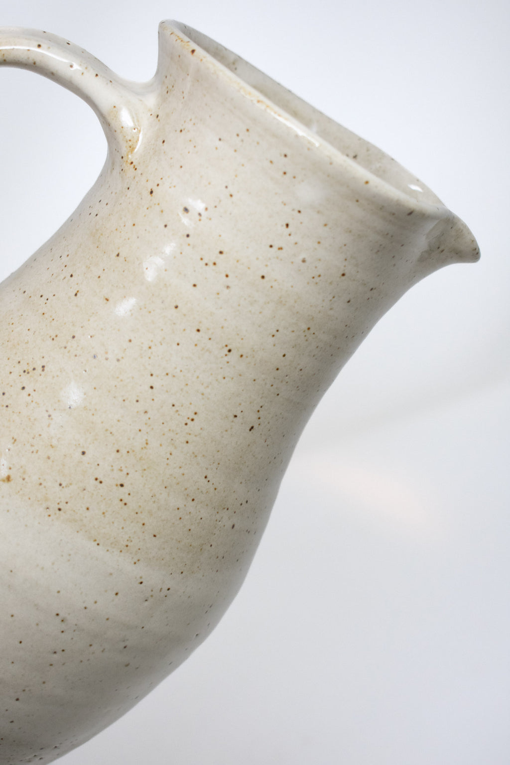 Pitcher - Sand No. 16 – 9.25”