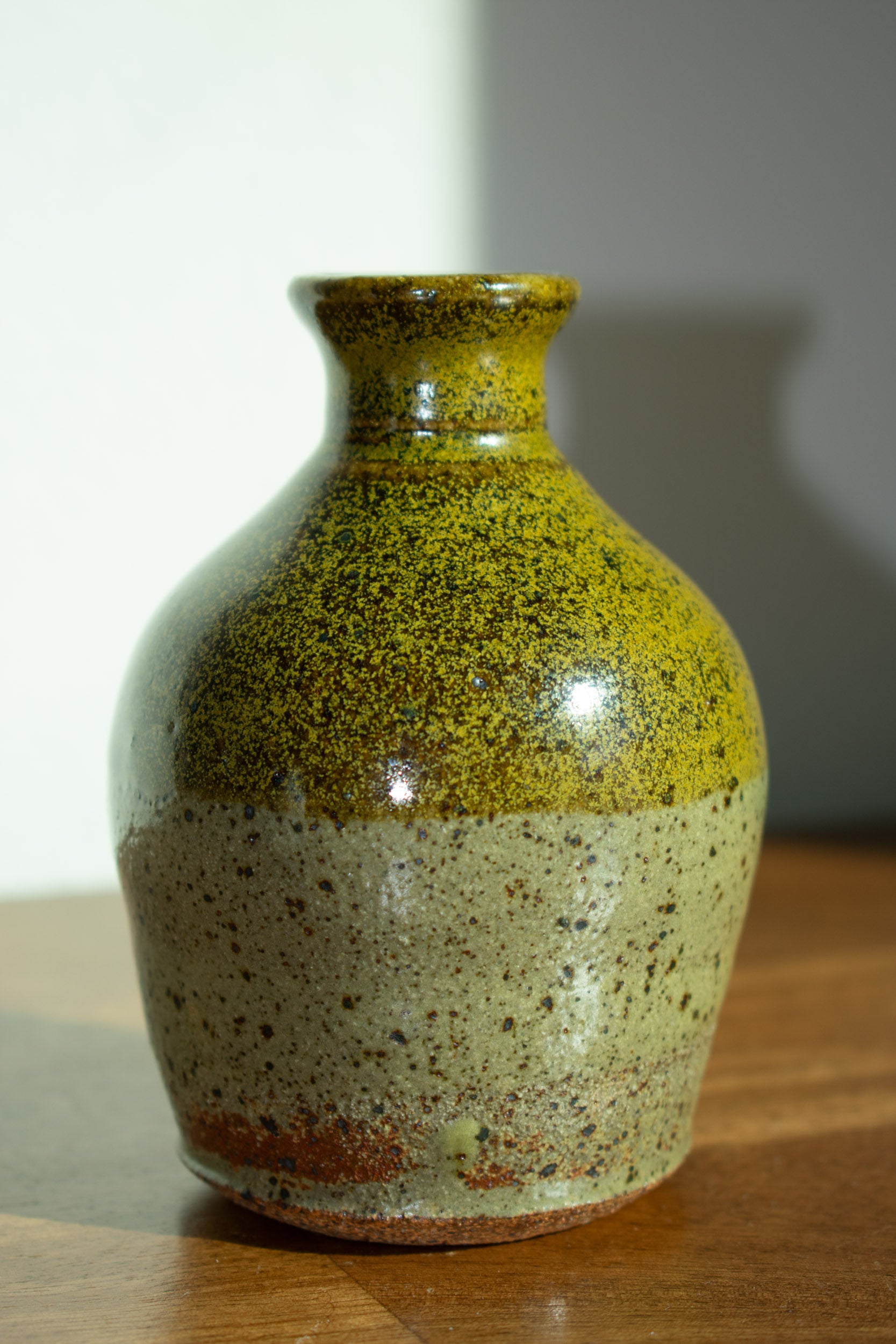 Ochre Bud Vessel No. 01 – 4.5”