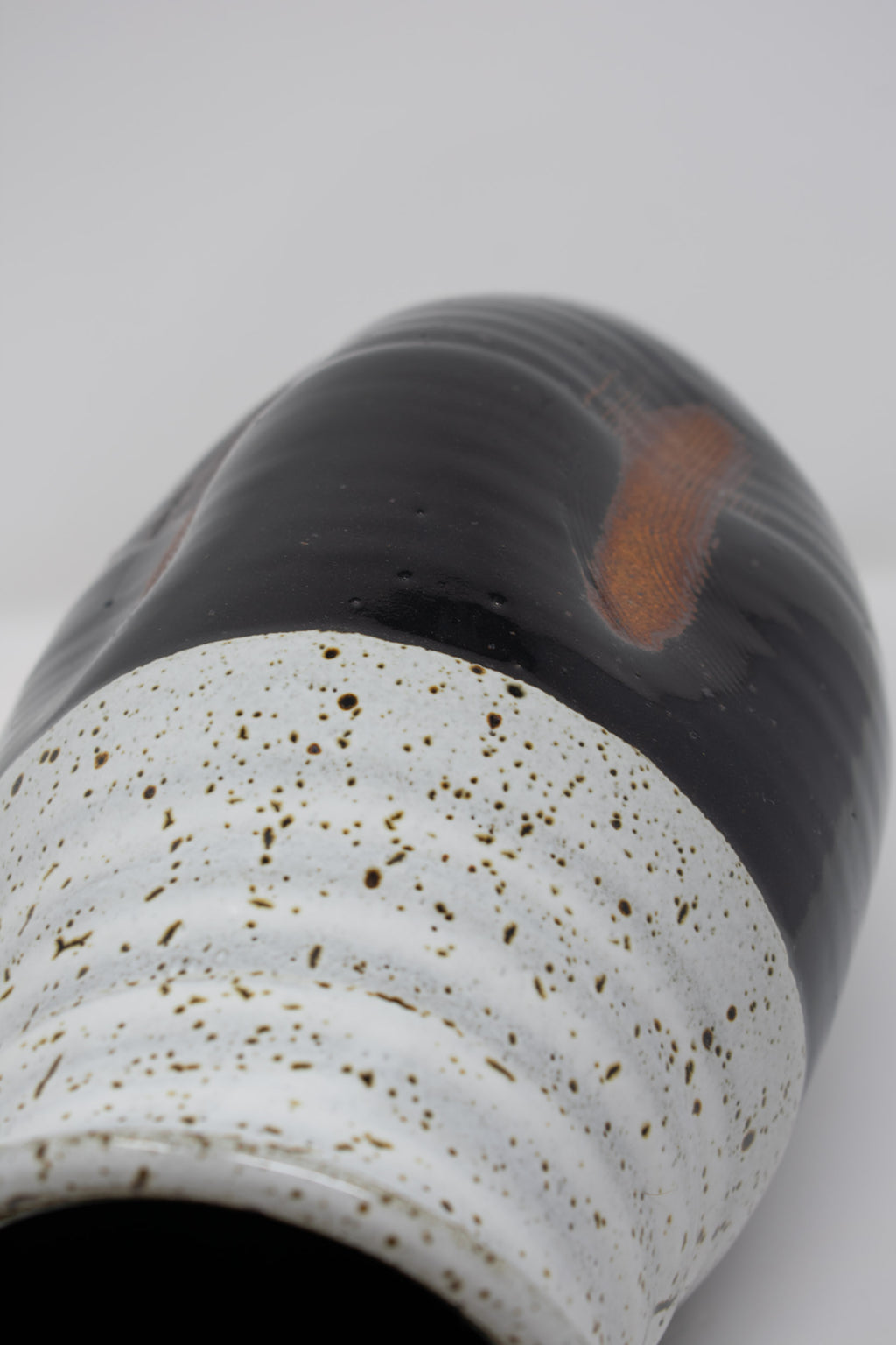Black Vase No. 21 – 12"